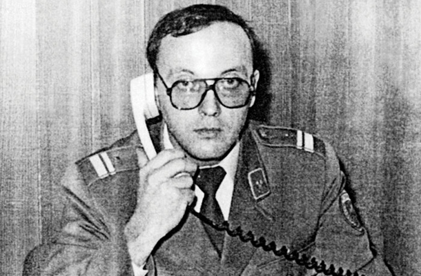 Mladi Vinko Gorenak v času, ko je bil še v službi represivnega režima  
