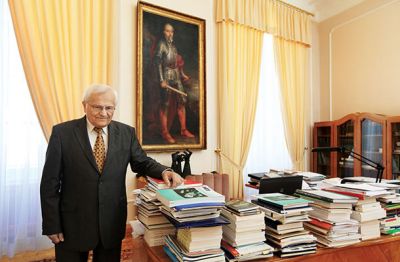 Konservativni predsednik Komisije za medicinsko etiko dr. Jože Trontelj 