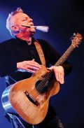 Kitarska legenda Tommy Emmanuel, super-trio Kings of Strings, Festivalna dvorana Lent, Maribor 