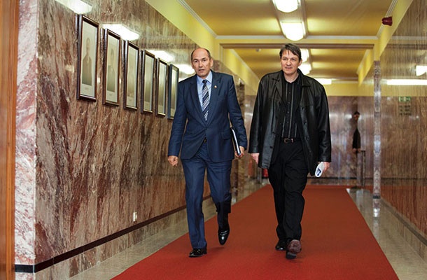 Dvojec brez: Janez Janša, predsednik vlade, in Janez Šušteršič, finančni  minister