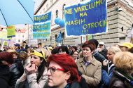 &raquo;Leni šolniki&laquo;?