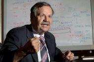Dr. Stane Pejovnik: &raquo;Če politika misli, da bo z ustanavljanjem regionalnih univerz dobila pod nadzor nas, največjo univerzo, je to napaka. Ne bo. To ni mogoče. To je moj odgovor.&laquo;