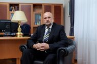 Branko Masleša: &raquo;Sodelovanja pač ne razumemo tako, da bi se sodstvo moralo uklanjati izvršilni veji oblasti. Dokler bom jaz na čelu vrhovnega sodišča, se to ne bo zgodilo.&laquo;
