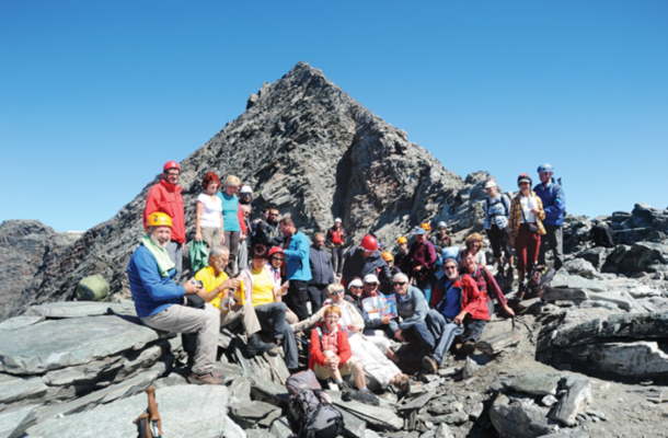 Člani planinske sekcije DU Litija na 3026 m, Mali Ankogel, Avstrija / Foto Borut Vukovic