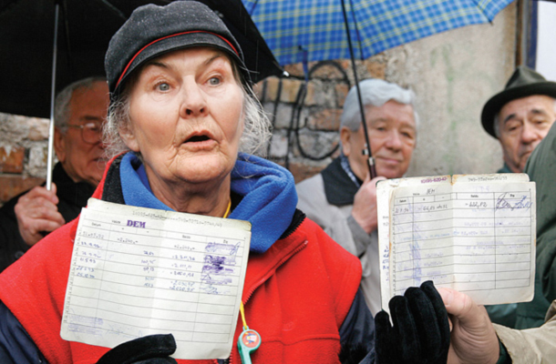 Demonstracije varčevalcev Ljubljanske banke v Sarajevu leta 2007