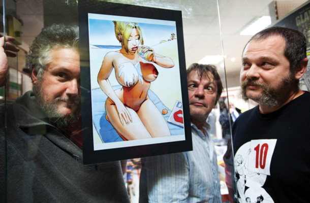 Scenarist Darko Macan, gostitelj Sandi Buch in avtor Štef Bartolić, predstavitev albuma Dick Long, Stripartnica Buch, Ljubljana