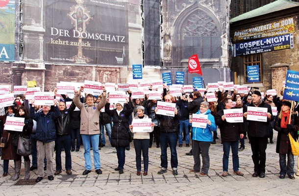 Zahteva za solidarnost do grških delavcev in proti varčevanju v javnem sektorju. (Dunaj, 14. november 2012)
