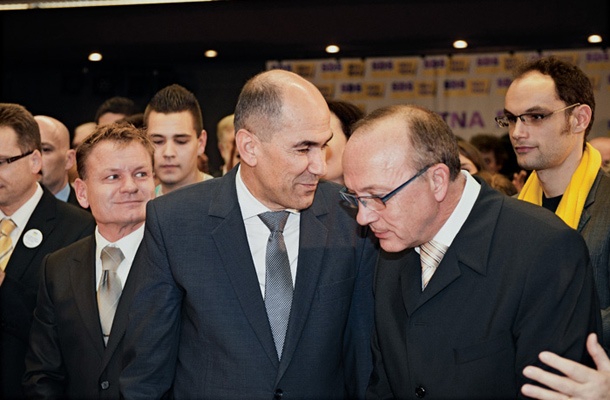 Vinko Gorenak, minister, ki je »izgubil« podpise za referendum, ki je »prevzel« tožilstvo, ki »usmerja« policiste – a pričakovano uživa podporo Janeza Janše.
