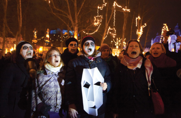 Nastop zombi Kombinatk na Protestivalu