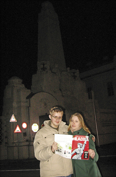 Zombiji na Dunaju: Ivan in Nadina, pokopališče Zentralfriedhof, Avstrija / Foto Zoran Smiljanič