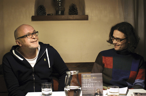 Avtor Miha Mazzini, literarni večer, Kmečki hram, Kostanjevica na Krki / Foto Uroš Abram