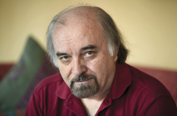 Evald Flisar: Jazi pod drobnogledom