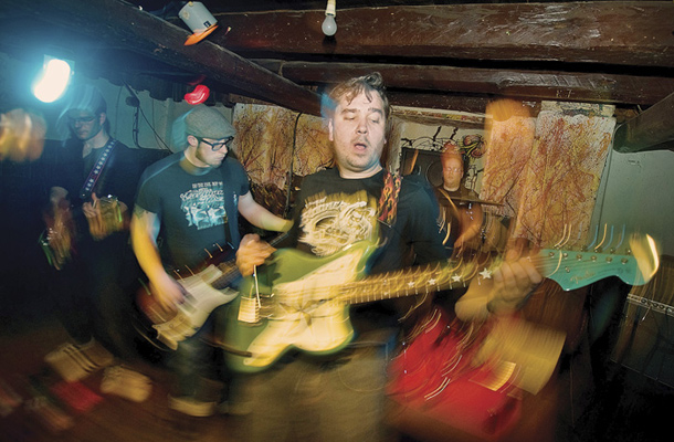 Surf rock Bitch Boys (SLO), MKNŽ, Ilirska Bistrica 