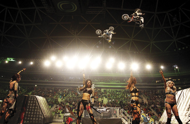 Fuel Girls, Masters of Dirt, Arena Stožice, Ljubljana