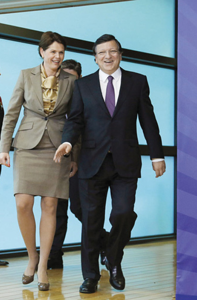 Alenka in José po skupni kavici v Bruslju