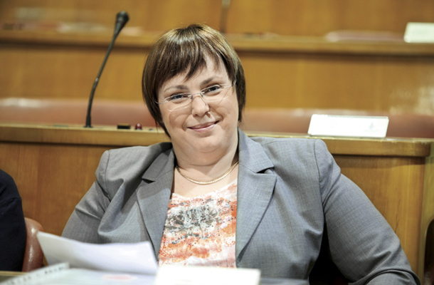 Nataša Pirc Musar: "Pomembneje je izvedeti, kaj je davčni urad sploh ukrenil, da bi se davek posameznika izterjal"