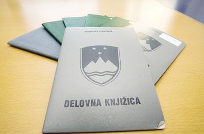 Med lanskim in letošnjim aprilom se je registrirana brezposelnost povečala za kar 11,2 odstotka