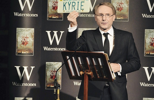Pisatelj Dan Brown na promociji svojega novega romana Pekel v Freemasons Hall v Londonu.