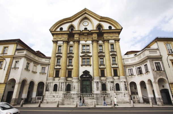 Uršulinska cerkev v Ljubljani