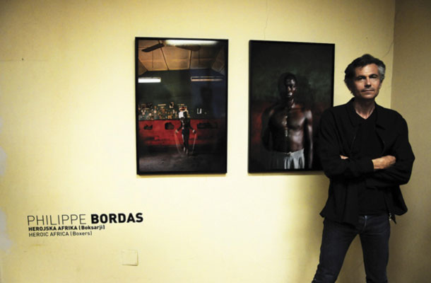 Avtor Philippe Bordas, fotografska razstava Herojska Afrika, Galerija Fotografija, Ljubljana