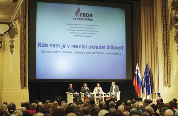 Ena izmed okroglih miz Zbora za republiko v zaščito Janezu Janši 