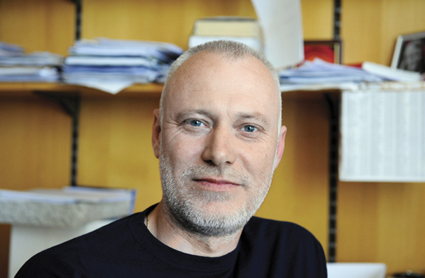 Milan Brglez: "Avtorsko pravo vladnih dokumentov ne varuje enako kot dela konkretne osebe."