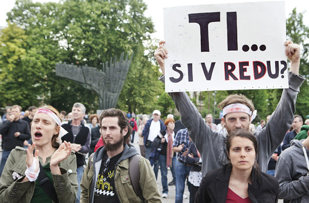 Nedavni protest za ohranitev in izboljšanje javnega zdravstva 