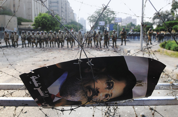 Demonstracije pristašev odstavljenega predsednika Mursija v Kairu