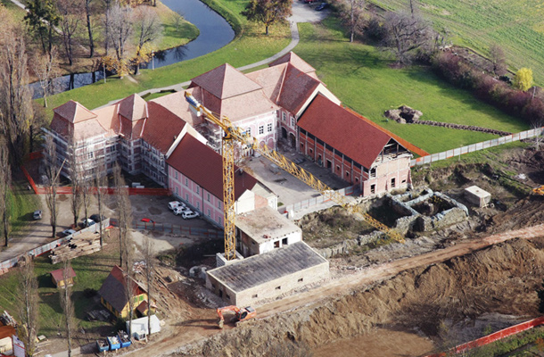 Pri obnovi dvorca Betnava so bila neupravičeno porabljena evropska sredstva 