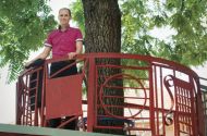 Dr. Uroš Grilc: »Smo pred izzivom oblikovanja nove politične kulture, neizbežno tudi pred tem, da bo nova generacija morala vstopiti v politiko in se soočiti z odgovornostjo za spremembe.«