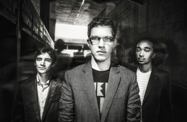 Dre Hočevar Trio: Motion in Time