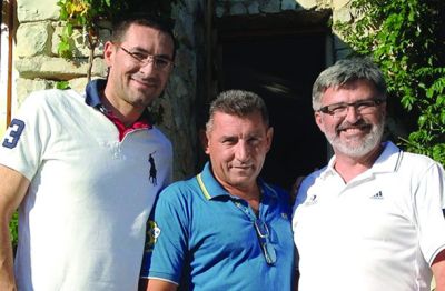 Ribiški prijatelji: Ante Kotromanović, Ante Gotovina in Roman Jakić na Kornatih