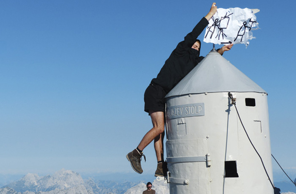 Intervencija umetnika Martina Wöllensteina, Triglav