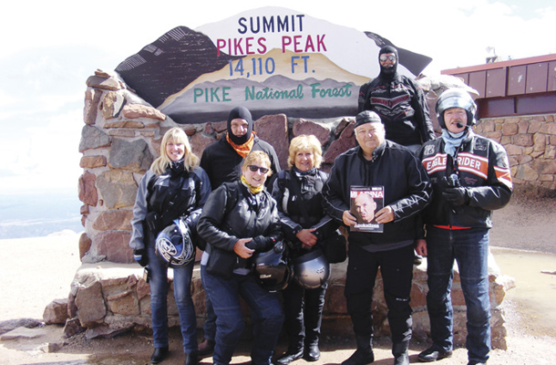 Z motorji na 4300 m, Pikes Peak, najvišja cesta v ZDA / Foto Menco