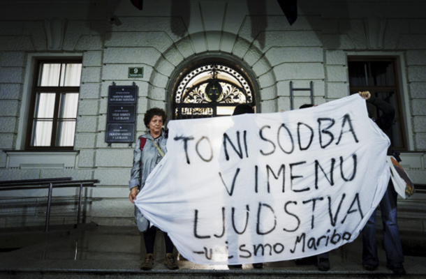 Protest zaradi odločitve sodišča v Mariboru 
