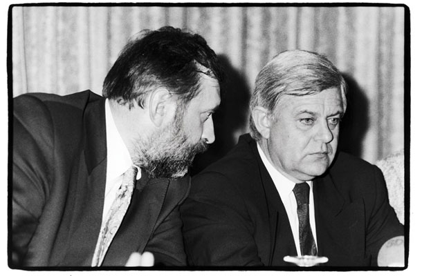 Dimitrij Rupel, zunanji minister in Milan Kučan leta 1991