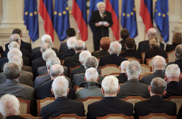 Foto tedna: Predsednik republike Borut Pahor odlikuje z redom za izredne zasluge Slovensko akademijo znanosti in umetnosti ob 75-letnici delovanja, Ljubljana