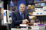 Vojko Starovič: &raquo;Naša politična estrada le posluša ideje in rešitve iz svojih evropskih političnih central, potem pa nam jih prodaja za svoje. Zame so kompradorji.&laquo;