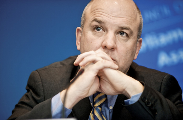 Nils Muižnieks: "Z luknjami v proračunu se lahko spopademo na različne načine, ne zgolj s strogimi varčevalnimi ukrepi."