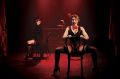 Po spletu okoliščin, drama režiserke Nine Šorak, Gledališče Glej, Ljubljana