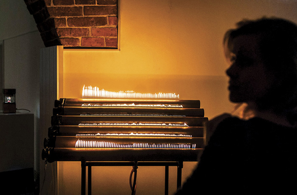 Yuri Suzuki: 6 Rubens Tubes Visualizer, Festival Sonica, MOTA point, Ljubljana