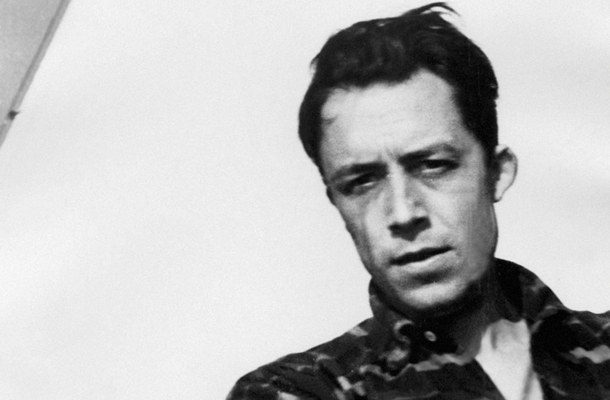 Albert Camus leta 1945