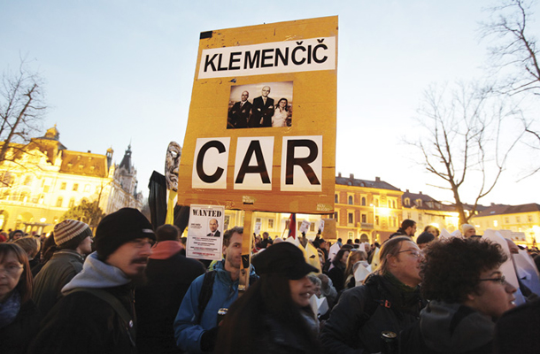 V podporo delu Komisije za preprečevanje korupcije  na januarski vstaji v Ljubljani 