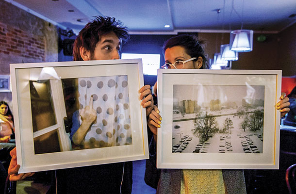 Aljaž Velički in Emina Djukić: Bratislavske megle, fotografska razstava, Klub Brooklyn, Ljubljana