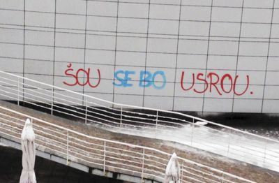 Kruta realnost šefov ŠOU