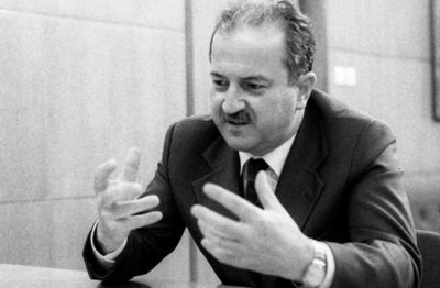 Janez Zemljarič kot slovenski notranji minister leta 1980