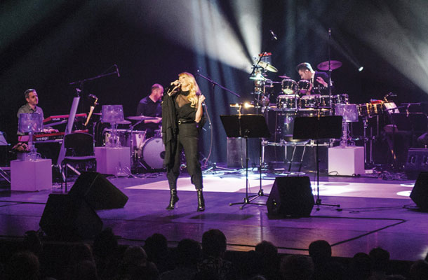 Helena Blagne, akustično, Cankarjev dom, Ljubljana