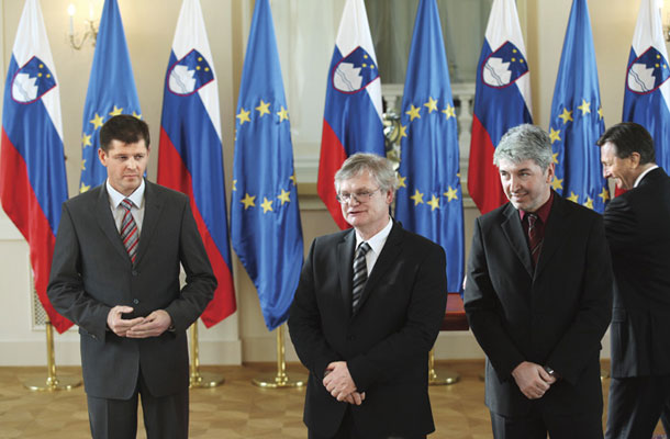 Predsednik Borut Pahor na predstavitvi nove protikorupcijske komisije (Jurij Ferme, Boris Štefanec in Darko Stare) v petek, 7. marca.