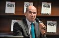 Janez Janša na tiskovni konferenci, kjer je predstavil novo izdajo uspešnice Okopi, v kateri je objavljeno pričanje obveščevalca Jugoslovanske ljudske armade.