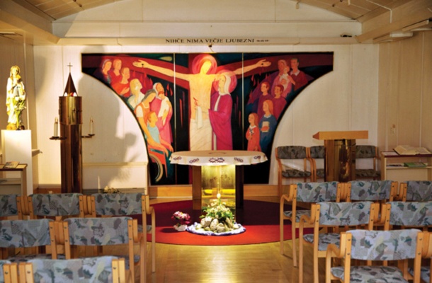 Bolnišnična kapela v ljubljanskem univerzitetnem kliničnem centru